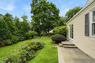 11 Tyler Rd, Scarsdale, NY 10583 - Photo 24
