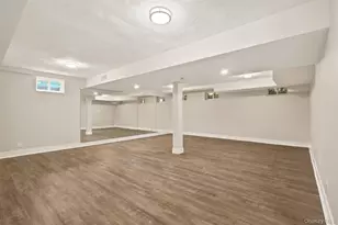 11 Tyler Rd, Scarsdale, NY 10583 - Photo 22