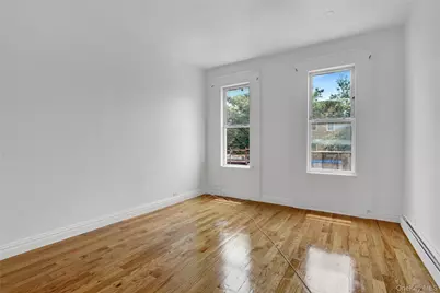11915 101st Avenue, Richmond Hill, NY 11419 - Photo 6