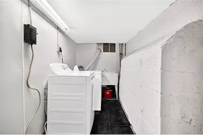 20 Prescott Avenue, White Plains, NY 10606 - Photo 34