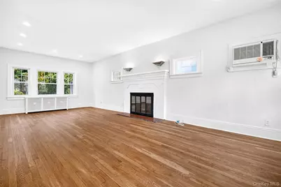 20 Prescott Avenue, White Plains, NY 10606 - Photo 6