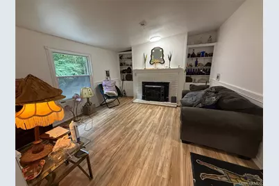61 W Peenpack Trail, Sparrow Bush, NY 12780 - Photo 8