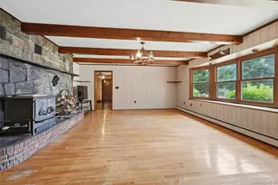 31 Tuthill Point Rd, East Moriches, NY 11940 - Photo 16