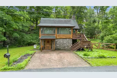 28 Cliff Road, Greenwood Lake, NY 10925 - Photo 2