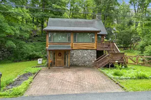28 Cliff Rd, Greenwood Lake, NY 10925 - Photo 2