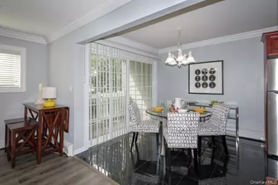 231 Lakeland Avenue #2-3B, Sayville, NY 11782 - Photo 4