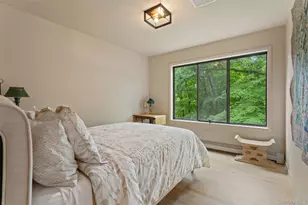 25 Cross Pond Rd, Pound Ridge, NY 10576 - Photo 16