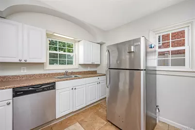 24829 Cambria Avenue, Little Neck, NY 11362 - Photo 2