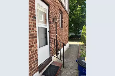 24829 Cambria Avenue, Little Neck, NY 11362 - Photo 18