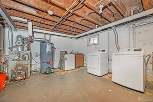 248-29 Cambria Ave, Little Neck, NY 11362 - Photo 22