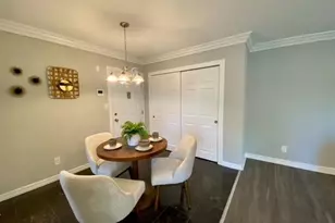 317 Robinson Ave, Patchogue, NY 11772 - Photo 2