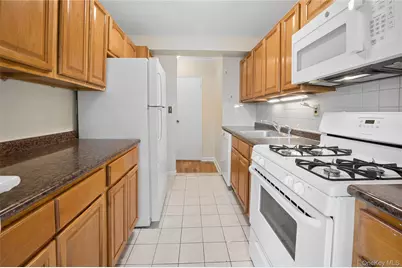 3 Sadore Lane #7T, Yonkers, NY 10710 - Photo 12