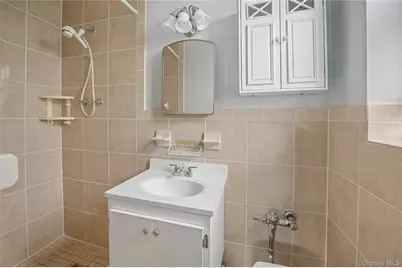 3 Sadore Lane #7T, Yonkers, NY 10710 - Photo 20