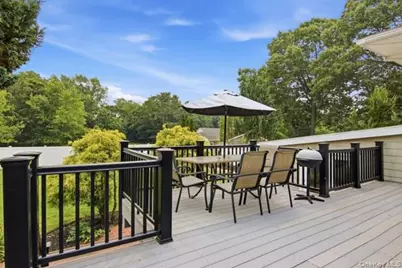60 Hawthorne Street, Selden, NY 11784 - Photo 28