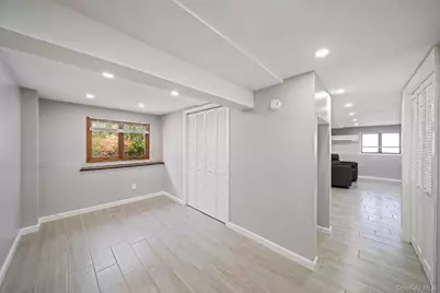 109 Midland Boulevard, Ronkonkoma, NY 11779 - Photo 18