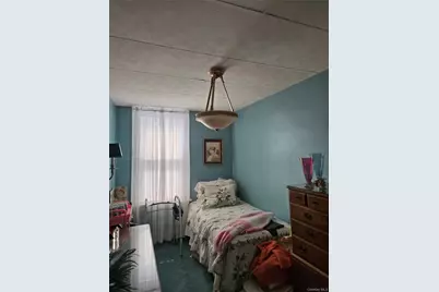 70-22 68th Street, Glendale, NY 11385 - Photo 10