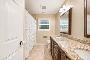 62 Ridgefield Dr, Shoreham, NY 11786 - Photo 32