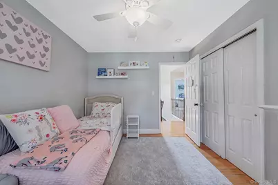 62 Ridgefield Dr, Shoreham, NY 11786 - Photo 28