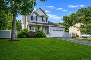 2 Ithaca Ave, Port Jefferson Station, NY 11776 - Photo 2