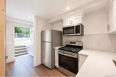 71 Barton Avenue, Patchogue, NY 11772 - Photo 32