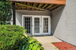 1002 Washington Green, New Windsor, NY 12553 - Photo 24