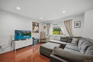 5 Harriet Ln, New City, NY 10956 - Photo 2