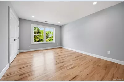 1586 Maeder Avenue, Merrick, NY 11566 - Photo 36