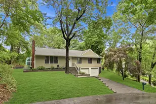 15 Seaside Ave, Sound Beach, NY 11789 - Photo 2