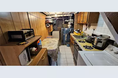 7854 75th Street, Glendale, NY 11385 - Photo 14