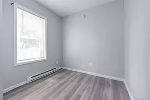 102 Henry St, Kingston, NY 12401 - Photo 14