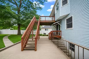 107 Cedar Oaks Ave, Farmingville, NY 11738 - Photo 8