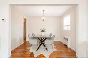 5 Tyler Ave, Hempstead, NY 11550 - Photo 8