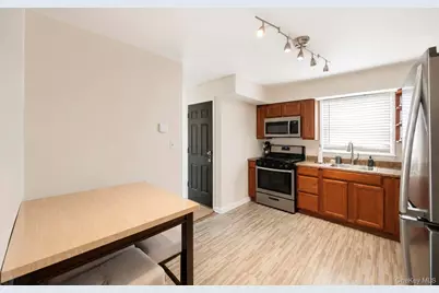 5 Tyler Avenue, Hempstead, NY 11550 - Photo 12