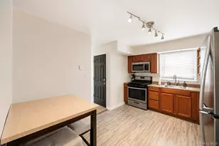 5 Tyler Ave, Hempstead, NY 11550 - Photo 12