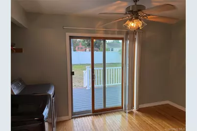 51 E Cedar Street, Central Islip, NY 11722 - Photo 10
