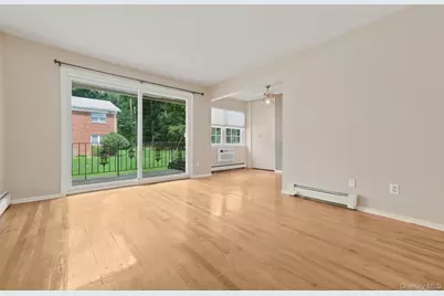 8 Colonial Road #36, Beacon, NY 12508 - Photo 4