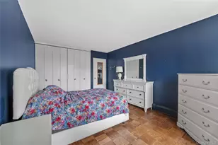 100 E Hartsdale Ave, Hartsdale, NY 10530 - Photo 20