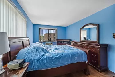 100 E Hartsdale Avenue #6LW, Hartsdale, NY 10530 - Photo 16