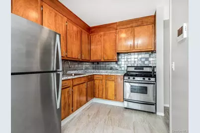 290 W 232nd Street #21C, Bronx, NY 10463 - Photo 8