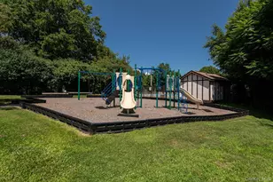 6 Burnham Ct, Fishkill, NY 12524 - Photo 38