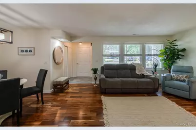 6 Burnham Court, Fishkill, NY 12524 - Photo 32