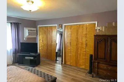 54 Catherine Street, Valley Stream, NY 11581 - Photo 8