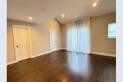318 Cross Street #2, Westbury, NY 11590 - Photo 10