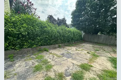 90 E 3rd Street, Huntington Station, NY 11746 - Photo 18