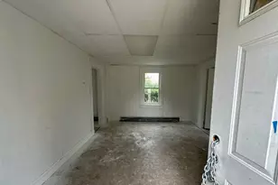 90 E 3rd St, Huntington Station, NY 11746 - Photo 2