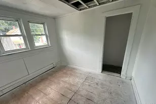 90 E 3rd St, Huntington Station, NY 11746 - Photo 12