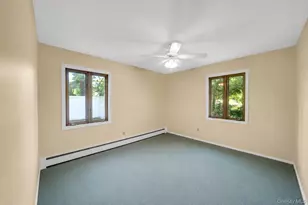 1011 Old Town Rd, Coram, NY 11727 - Photo 20
