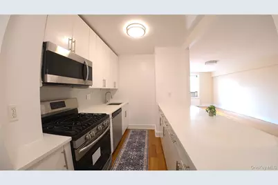 14220 Franklin Avenue #7F, Flushing, NY 11355 - Photo 1