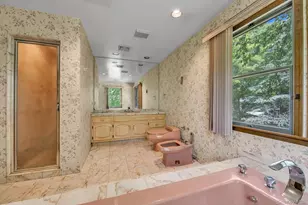244 Store Hill Rd, Old Westbury, NY 11568 - Photo 20