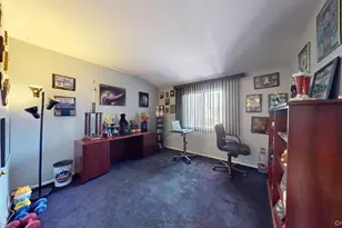 36 Leo St, New York, NY 10314 - Photo 14